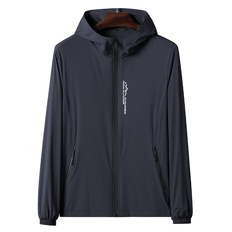 Meeste kapuutsiga UV-kaitse suvejakks, õhku läbilaskev nailon, vaba lõige, tõmblukuga taskud