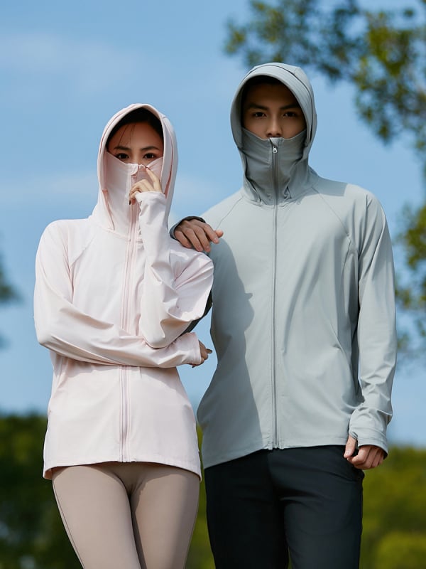 Išorinė striukė su gobtuvu UPF50+, greitas džiuvimas, kvėpuojanti, drėgmės šalinimas, audinys iš 185 g originalios siūlės (88% nailonas, 12%)