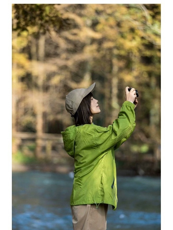 Αντηλιακή κουκούλα ελαφριά μπουφάν, πολυεστερική μείξη, φερμουάρ, πλαϊνές τσέπες