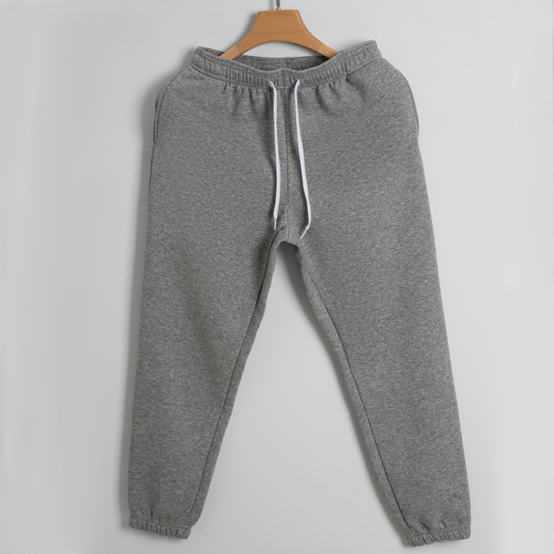 Fliisiga voodriga talvise sportpüksid vabas lõikes, keskmise taljega, 430 g puuvillasegu