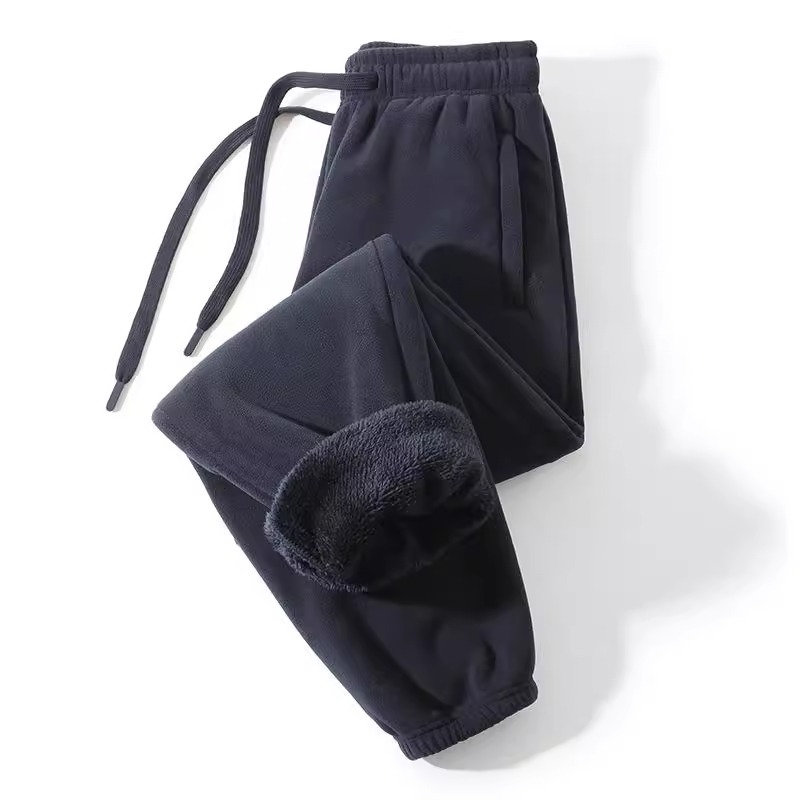 Meeste talvised spordijalatsid, paksenenud fliisiga, sirge lõige, keskmine vöökoht, nööriga kinnitamine