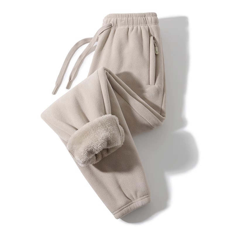 Meeste talvised spordijalatsid, paksenenud fliisiga, sirge lõige, keskmine vöökoht, nööriga kinnitamine