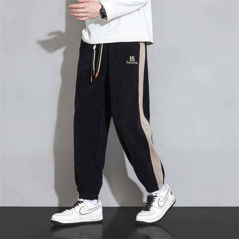 Corduroy tööpüksid fleece voodriga, triibuline muster, elastne keskjoon, sirge lõige