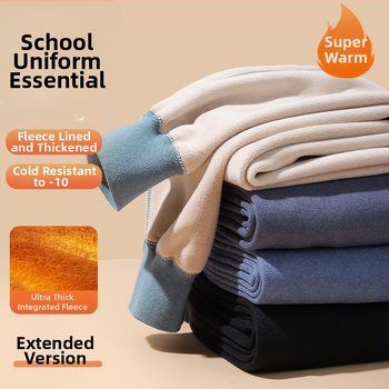 Noorte poiste soojad fleecevooderpüksid – polüester, paks materjal, ühevärvilised, pikad püksid.