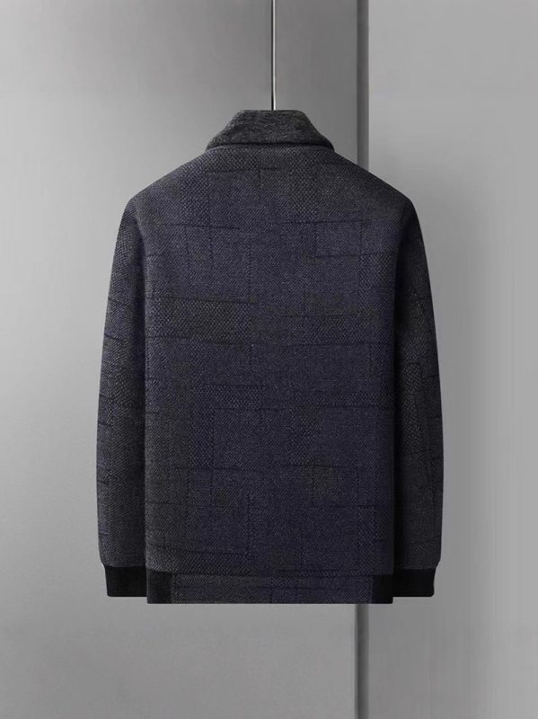 Chenille яке за мъже на средна възраст, полиестрова материя, подплата от флис, едноредово закопчаване