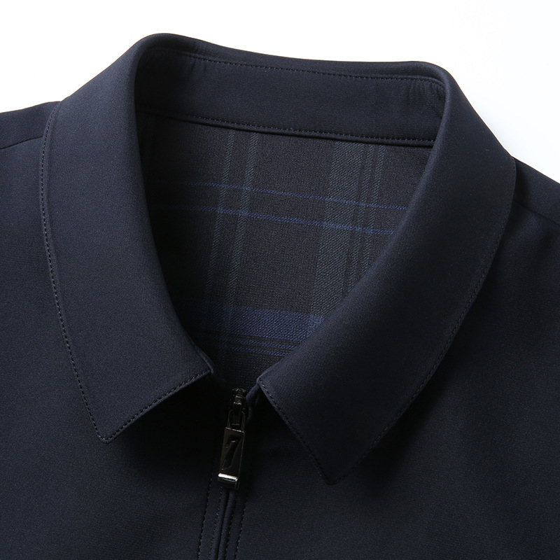 Tuulekindel polüester-jakk reversiga ja lukuga, regulaarne lõige – äri stiil keskealistele ja vanematele meestele (kevad)