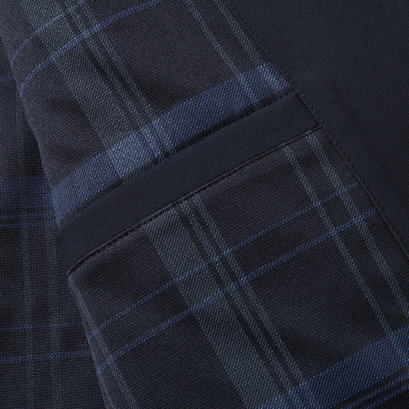 Tuulekindel polüester-jakk reversiga ja lukuga, regulaarne lõige – äri stiil keskealistele ja vanematele meestele (kevad)