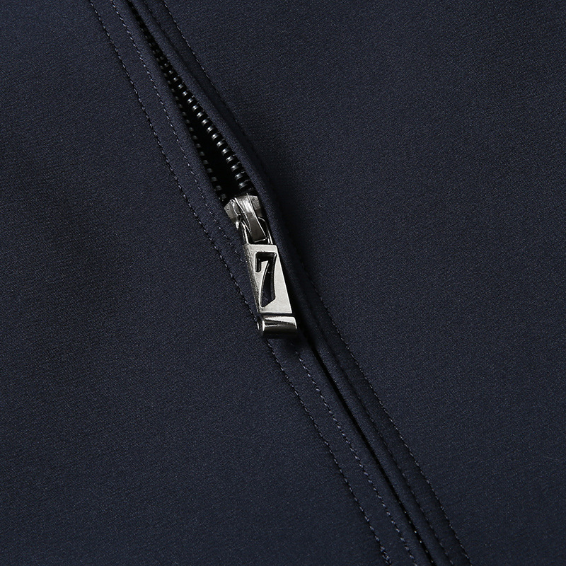 Tuulekindel polüester-jakk reversiga ja lukuga, regulaarne lõige – äri stiil keskealistele ja vanematele meestele (kevad)