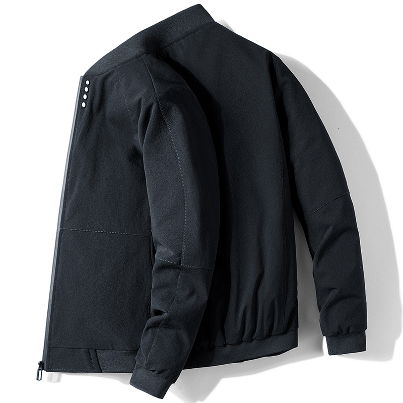 Korea stiililine jakk, püsti kaelus, ees tõmblukk, pikad varrukad, ühevärviline