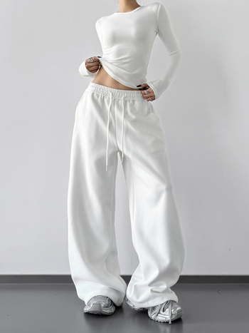 Naiste kõrge talje, sirged vabaaja püksid – sügis 2025