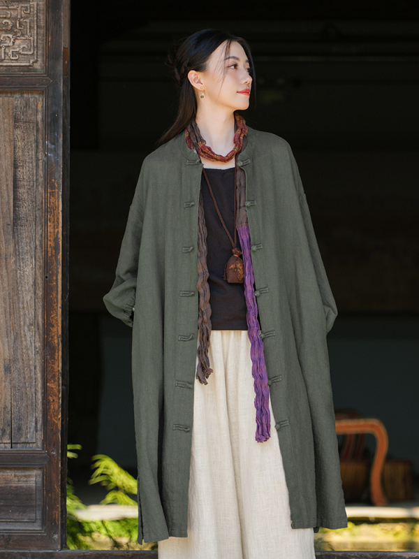 Ženski dugi kaput u kineskom stilu, mješavina ramie i pamuka (70–80% ramie, <30% pamuka), pješčano pranje, lampion rukavi, okrugli ovratnik, jednodelna kopčana plisa