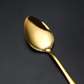 Tengli 410 nerūdijančio plieno stalo įrankių rinkinys: peilis, šakutė, šaukštas, arbatinis šaukštelis; veidrodiškai poliruotas paviršius; modernus paprastas stilius