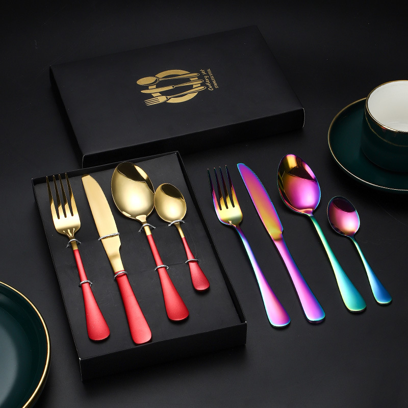 Tengli 410 nerūdijančio plieno stalo įrankių rinkinys: peilis, šakutė, šaukštas, arbatinis šaukštelis; veidrodiškai poliruotas paviršius; modernus paprastas stilius