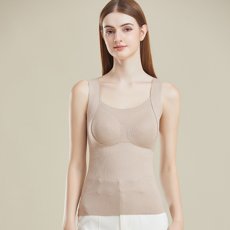 Naistermi vest, paks polüestri kangas, fliisvooder, integreeritud rinnahoidja tass ja rinnapadja, kinnitatud rinnapadja, sügis-talv