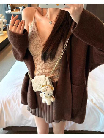 Prancūziško stiliaus nėrinių kamšolis su žuvies kaulo dizainu, moterims vidinis pagrindinis sluoksnis su krūties pagalvė ir vilnonis viršus (Stilius: pečių dirželiai; Versija: tiesus tipas; Audinys: nėriniai; Pagrindinis materialas: nailonas; Elastingumas: