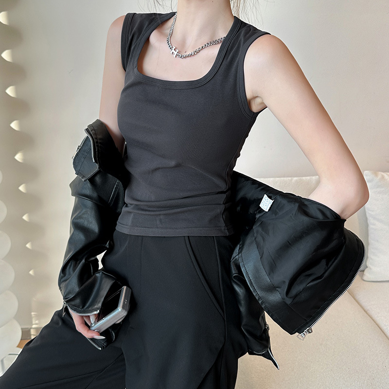 Medvilninis moteriškas kamizolė, siauras kirpimas, trumpas ilgis, špageti petnelės, pagrindinis viršus