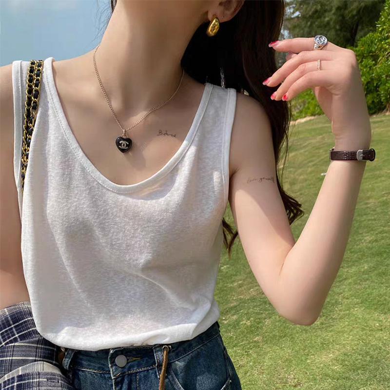 Laisvo kirpimo be rankovių kamizolas su dvigubomis petnešėlėmis, viskozės–rayono mišinys, viskozės kiekis 50–70%, mikroelastiškumas, ilgis 50–65 cm