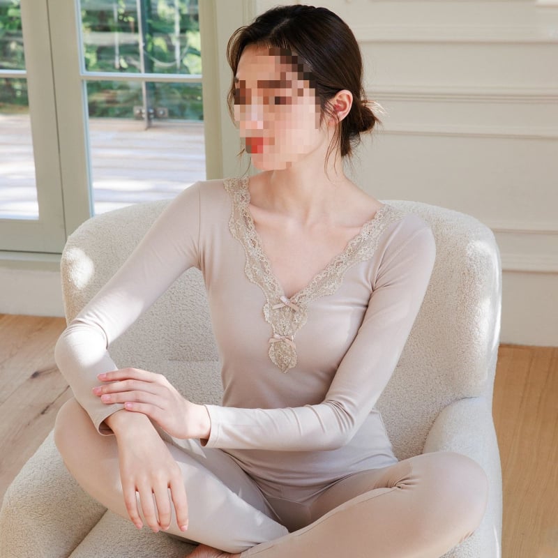 Chenille komplektas su 3/4 rankovėmis, Spandex 90–95% sudėtis.