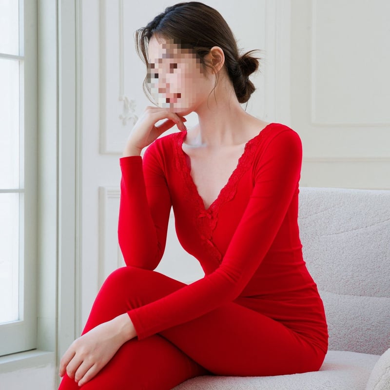 Chenille komplektas su 3/4 rankovėmis, Spandex 90–95% sudėtis.