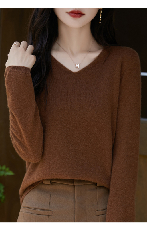 Moteriškas vilnos megztinis 95%+, V formos kaklo, laisvas kirpimas, ilgos rankovės, ilgis 50–65 cm