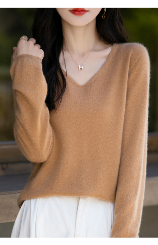 Moteriškas vilnos megztinis 95%+, V formos kaklo, laisvas kirpimas, ilgos rankovės, ilgis 50–65 cm