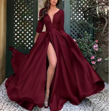 Vakarinių suknelių su giliu V formos iškirpte, aukštu liemeniu, ilgomis rankovėmis, ilgu sijonu