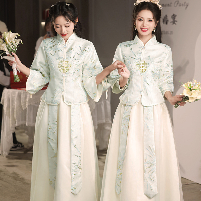 Pamergės suknelė, ilgomis rankovėmis, ilga suknelė, tinklinis audinys, stovinti apykaklė