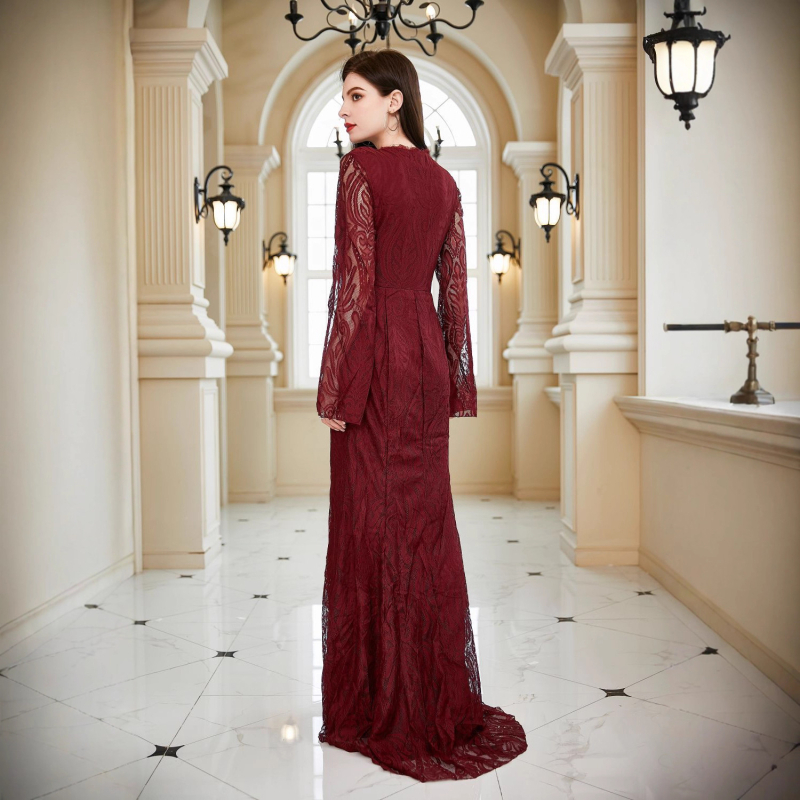 Δαντελένιο φόρεμα με βαθύ V-ντεκολτέ, μακριά μανίκια, στενή γραμμή, για γάμο