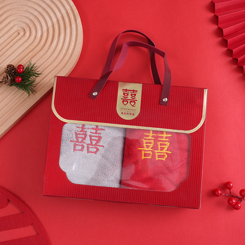 Сватбена кърпа в подаръчна кутия, корал велур, персонализирана с лого, отпечатано лого, тегло 70 g