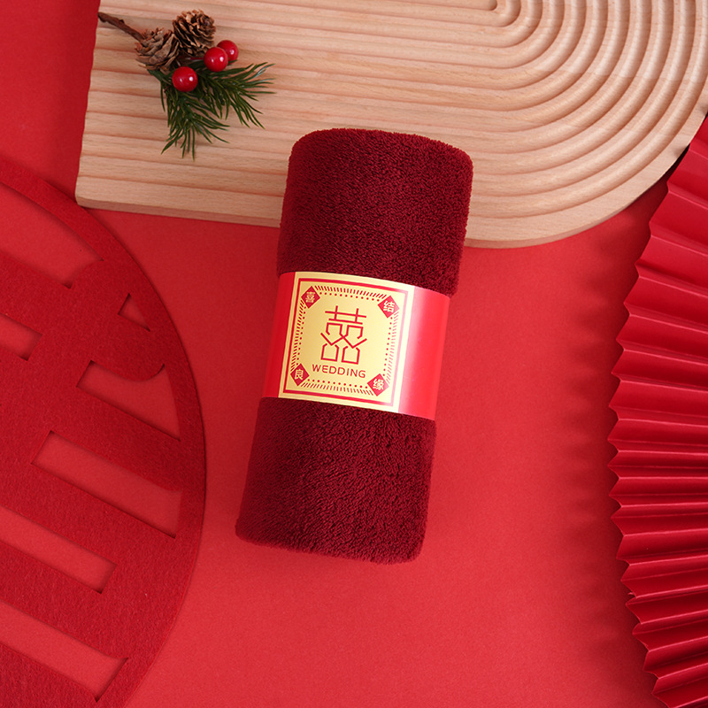 Сватбена кърпа в подаръчна кутия, корал велур, персонализирана с лого, отпечатано лого, тегло 70 g