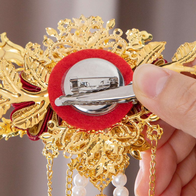 Kāzu korsāge ar pūķi un feniksu, ķīniešu stilā, materiāls: lente, mašīnveidā ražots, paredzēts kāzām, pilns ģimenes komplekts