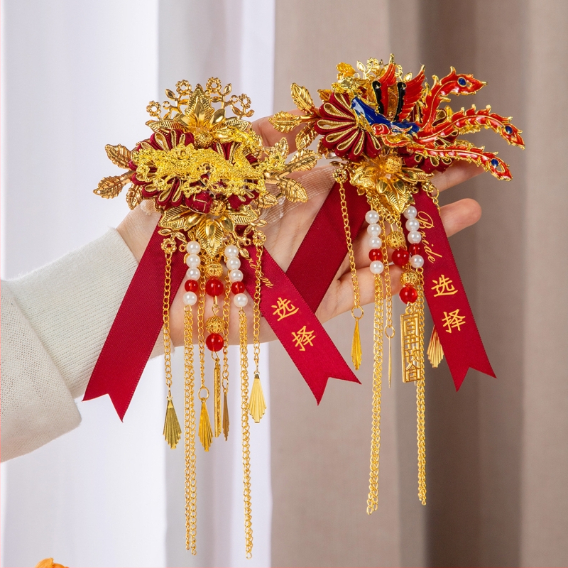 Kāzu korsāge ar pūķi un feniksu, ķīniešu stilā, materiāls: lente, mašīnveidā ražots, paredzēts kāzām, pilns ģimenes komplekts