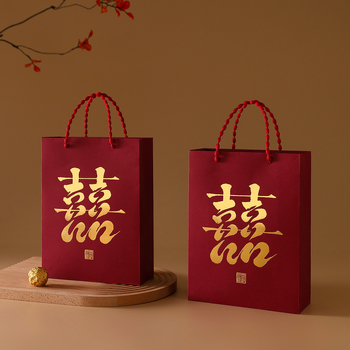 Xiuyoufu kvadrātveida papīra dāvanu soma kāzām – ķīniešu stils, priekš līgavainēm