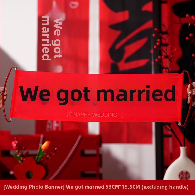 Naujos vestuvinės nuotraukų rekvizitai: rankiniu būdu tempiamas plakatas su sužadėtuvėmis, nuotakos ryto chalatas, poza rekvizitai ir kūrybiniai puodelių žaidimai (Medžiaga: Jam; Importas: Ne; Pakuotės tūris: 1; Bendras svoris: 1; Kategorija: Laimingos žod