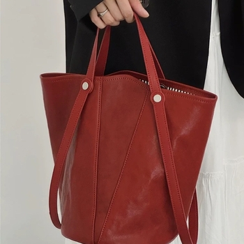 Kibirinė rankinė su vandens kibiro dizainu, PU medžiaga, poliesterio pamušalas, dvigubi pečių dirželiai — Kailudeng mw-678, 2025 m. vasara