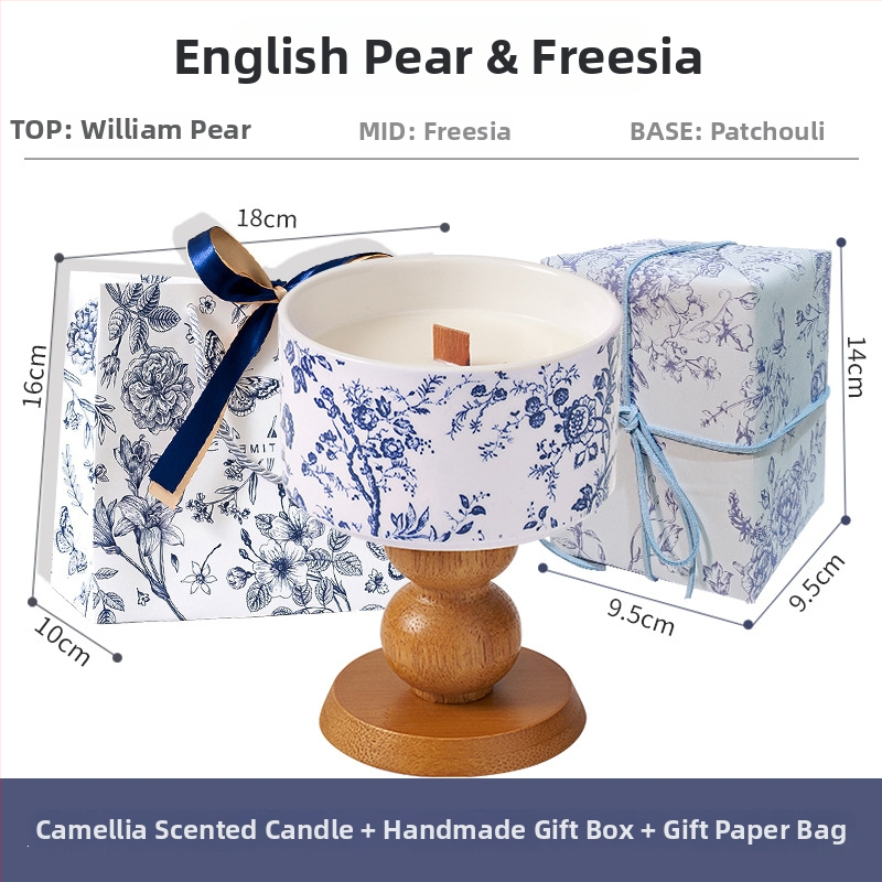 Kamēlijas smaržīgā svece dāvanas kastē — sojas vaska maisījums, krūzes forma, ar drukātu logotipu