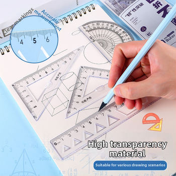 Plastikinis keturių liniuotų komplektas piešimui, įskaitant trikampio liniuotę ir kampometrą