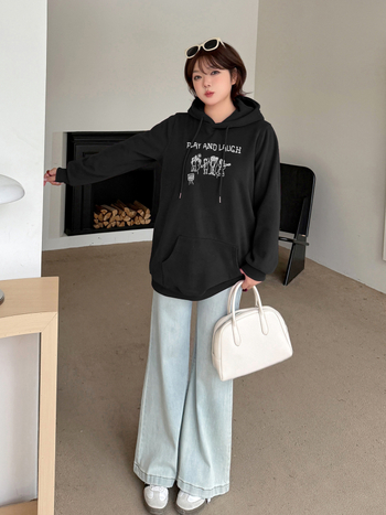 Kapučių termo džemperis su fliso pamušalu, storas, vidutinio ilgio 65–80 cm, medvilnės-poliesterio mišinio (50–70% medvilnė; 30–50% poliesteris) – suaugusios moterys, žiema 2025