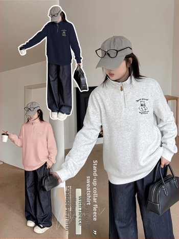 Moteriškas megztinis su gobtuvu ir pusės užtrauktuko, flisinė įdėja (medvilnė-poliesteris, siuvinėjimas, stovimas kaklas, ilgos rankovės, vidutinio ilgio) Ruduo 2025