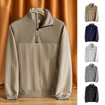 Hanorac tricotat cu guler înalt și fermoar, croială lejeră, jacquard 300 g, 95% poliester, 5% elastan, mâneci lungi, detaliu jacquard, primăvară-toamnă