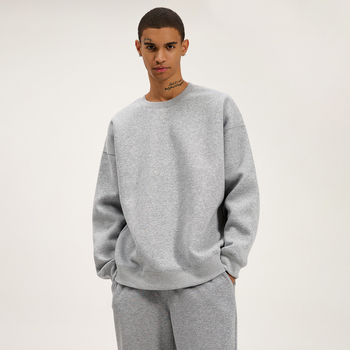 Βαμβαρινό φούτερ με στρογγυλό λαιμό, μακριά μανίκια, παχύ ύφασμα, χωρίς κουκούλα