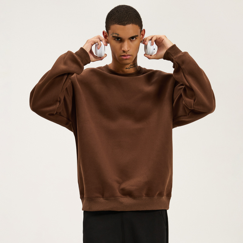 Βαμβαρινό φούτερ με στρογγυλό λαιμό, μακριά μανίκια, παχύ ύφασμα, χωρίς κουκούλα