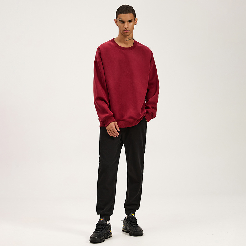 Βαμβαρινό φούτερ με στρογγυλό λαιμό, μακριά μανίκια, παχύ ύφασμα, χωρίς κουκούλα