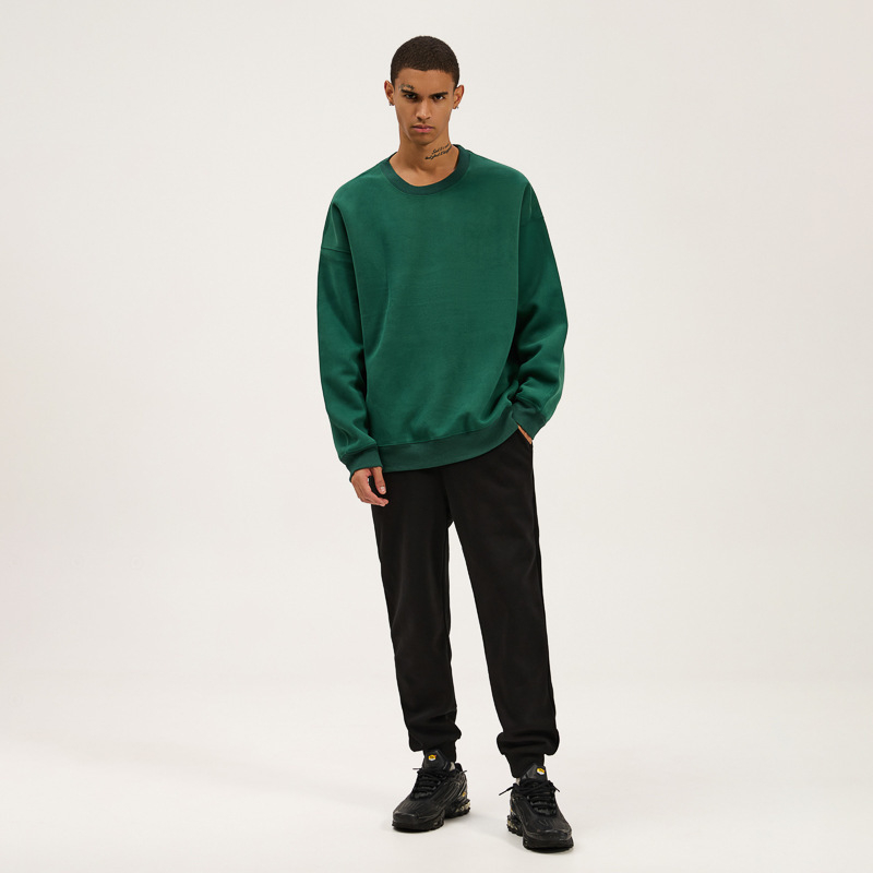 Βαμβαρινό φούτερ με στρογγυλό λαιμό, μακριά μανίκια, παχύ ύφασμα, χωρίς κουκούλα