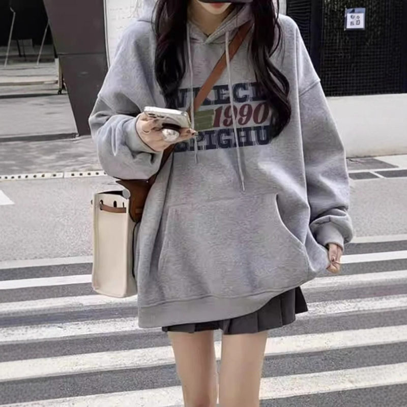 Hanorac damă cu glugă, model geometric, croială lejeră, lungime medie, poliester 95%+