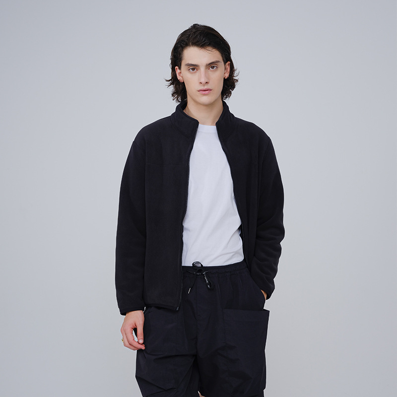 Fliso striukė unisex, su stovinčiu kaklu, išorė iš koralo fliso, vidinė polar fliso apdaila, palaiko šilumą