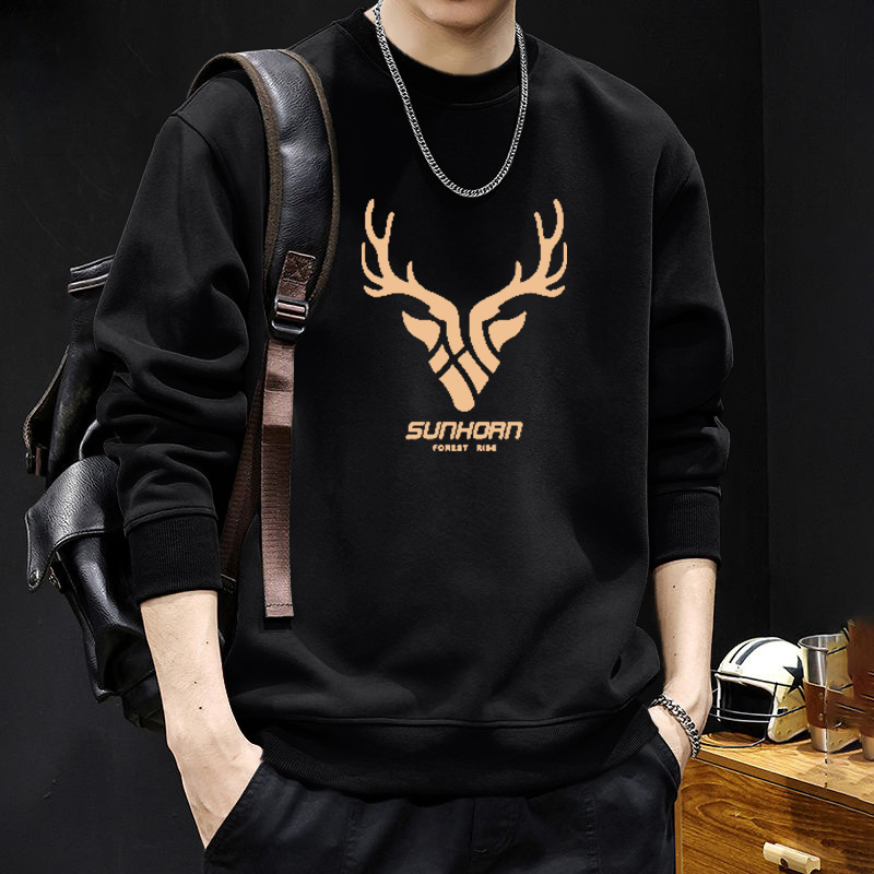 Vyriskas megztinis su apvaliu kaklu, fliso pamušalas, geometrinis raštas, laisvas kirpimas, ilgos rankovės