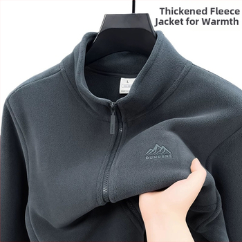 Vyriskas storas fliso džemperis su užtrauktuku, stovinčiu kaklu ir kišenėmis su užtrauktukais