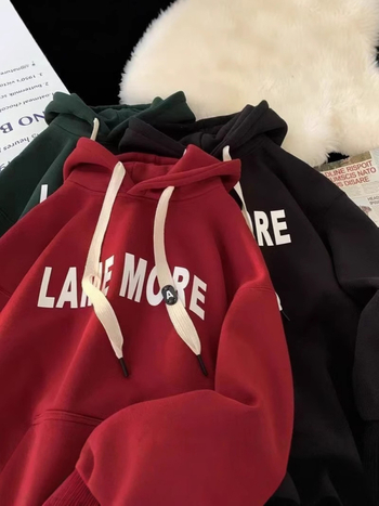 Jaunimo džemperis su gobtuvu, flisinė medžiaga, laisvas kirpimas, raidės spausdinimas, tinka pavasariui ir rudeniui