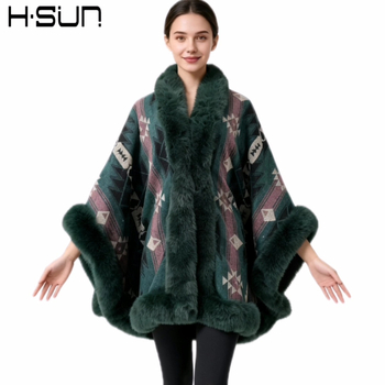 Megztinė kapė, poliesteris, žiema, plotis 115 cm, paprastas audinys (plain weave), Jacquard apdorojimas